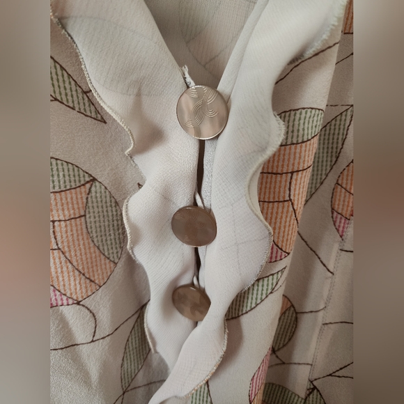 Armani Collezioni Print Blouse. Size 42 (Fits Small) - Picture 4 of 5